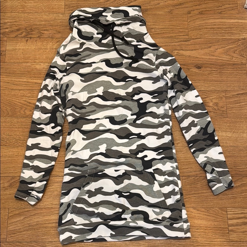 Camouflage Long Sleeve Women's Tee